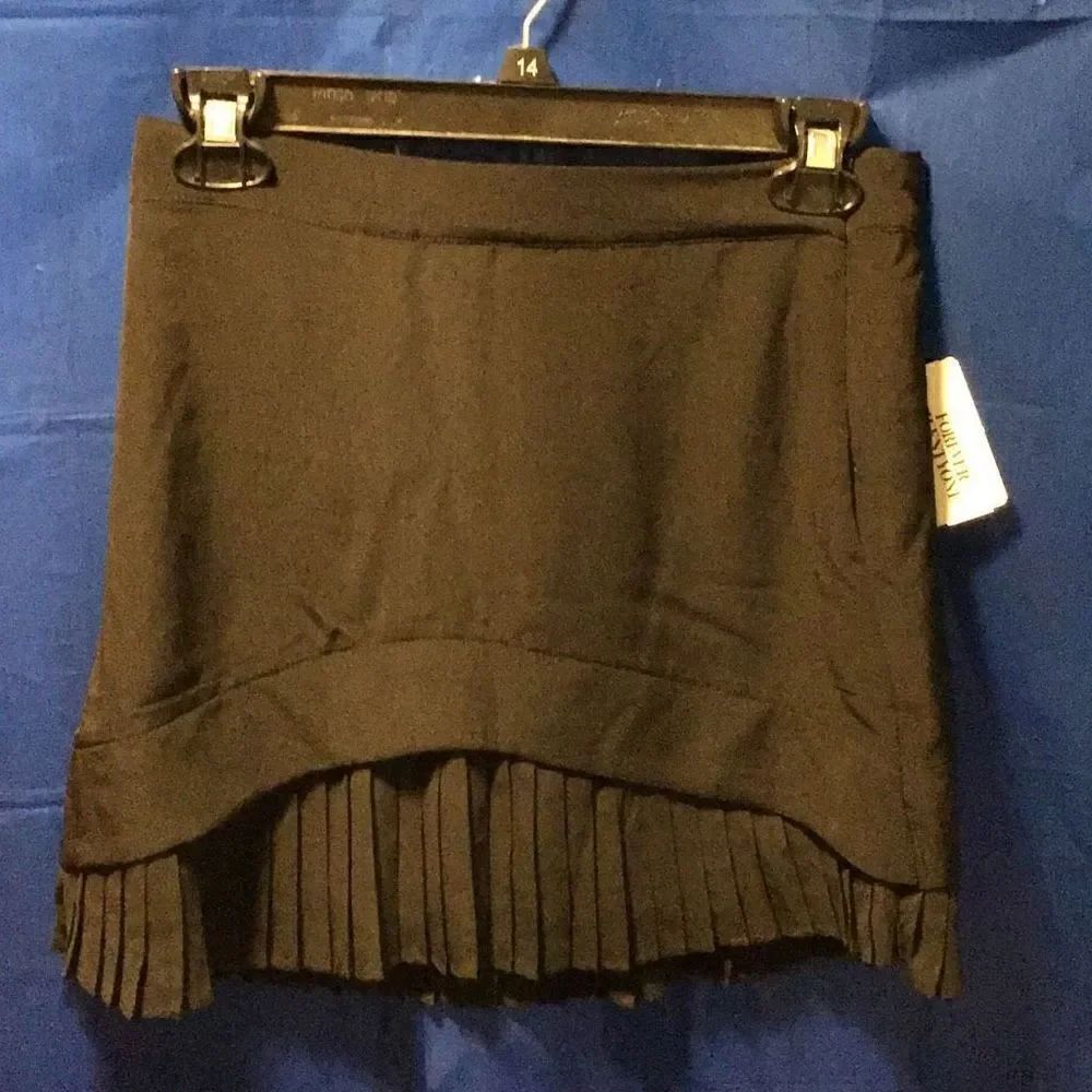 Skirt new with tags so small by forever 21